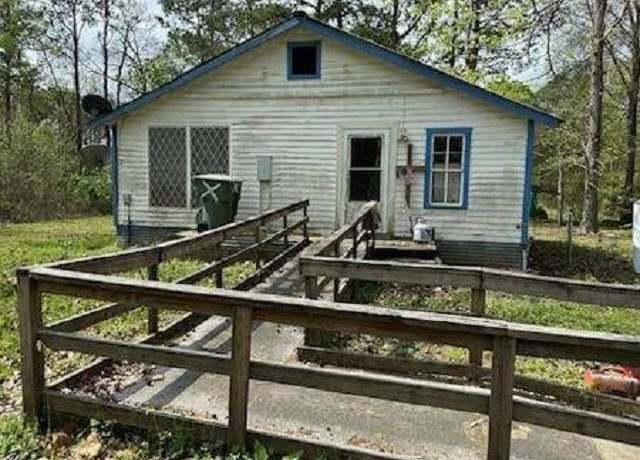 Property at 3825-B E Railroad St, Vidor, TX 77662, 1 bed, 1 bath
