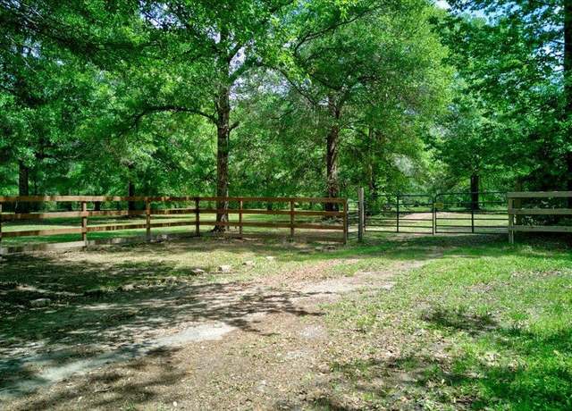 Property at 195 County Road 916, Buna, TX 77612