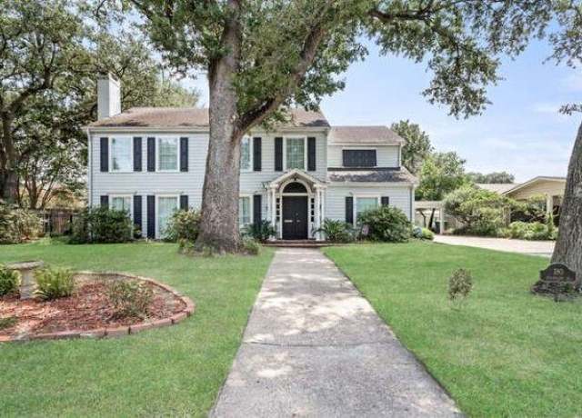 Property at 180 Ridgeland Ln, Beaumont, TX 77706, 4 beds, 3 baths