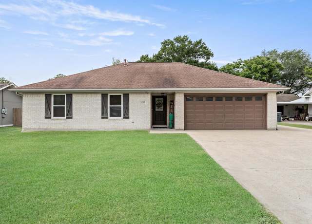 Property at 3555 Cleveland Ave, Groves, TX 77619, 3 beds, 2 baths