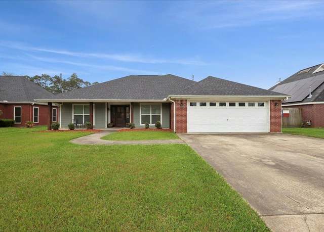 Property at 865 Leitrum St, Vidor, TX 77662, 3 beds, 2 baths
