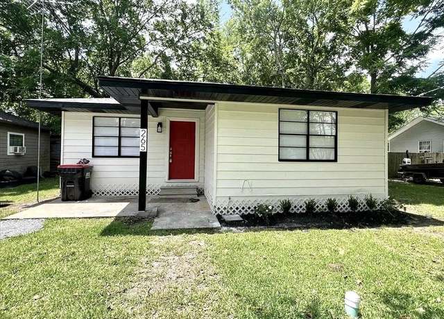 Property at 265 W Hartel St, Sour Lake, TX 77659, 2 beds, 1 bath