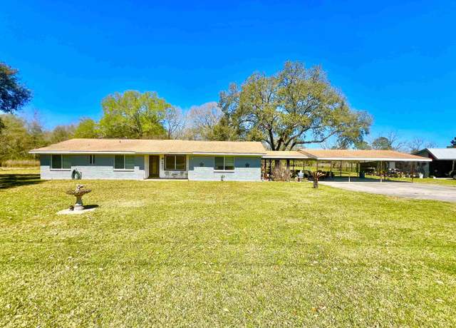 Property at 1209 Highway 73, Winnie, TX 77665, 3 beds, 2 baths