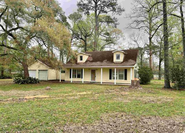 Property at 125 Bayou Dr, Lumberton, TX 77657, 5 beds, 2 baths