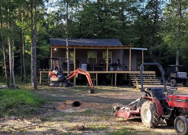 Property at 567 Cr 4394, Hillister, TX 77624, 2 beds, 1 bath