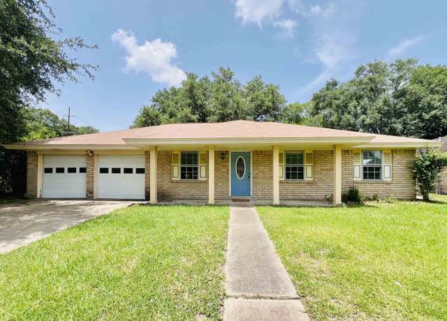 Property at 638 Camellia Ave, Orange, TX 77630, 3 beds, 2 baths
