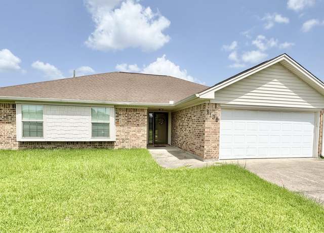 Property at 1136 Briarmeadow Dr, Beaumont, TX 77706, 3 beds, 2 baths
