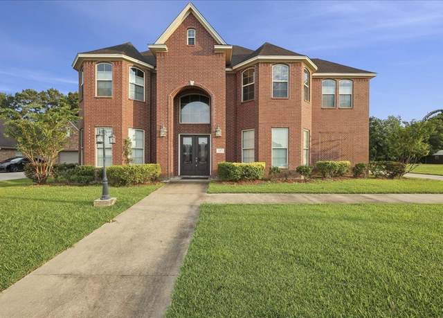 Property at 4565 Roberts Ave, Beaumont, TX 77707, 5 beds, 3 baths