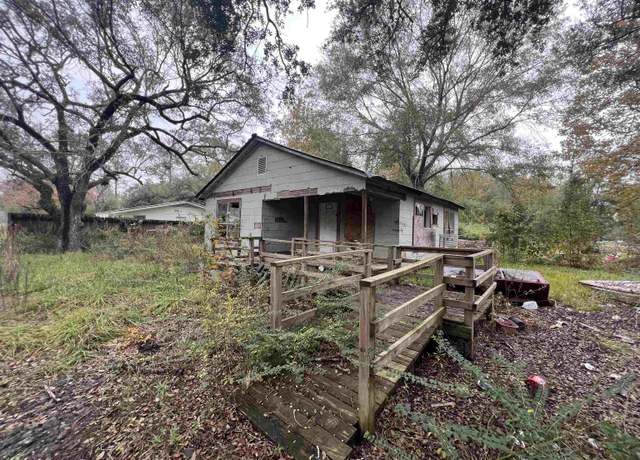Property at 00 Gruenwald, Kirbyville, TX 75956, 2 beds, 1 bath