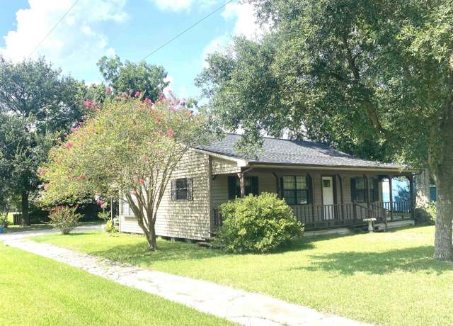 Property at 2900 58th St, Port Arthur, TX 77640, 2 beds, 1 bath