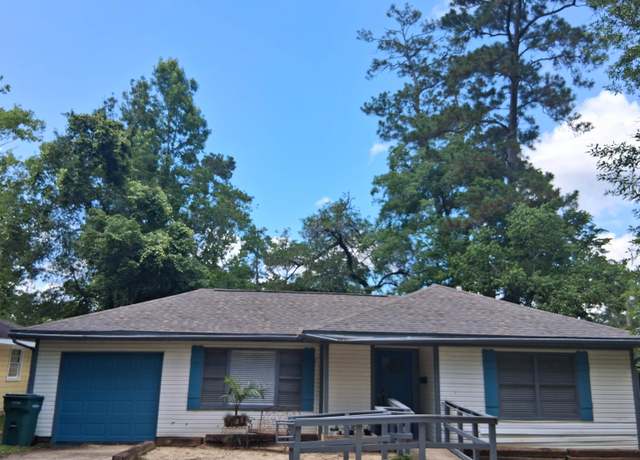 Property at 5330 Landry Ln, Beaumont, TX 77708, 2 beds, 1 bath