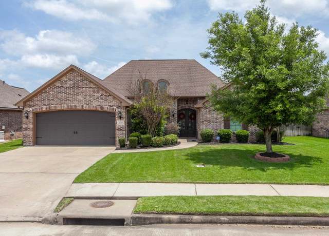 Property at 3570 Mystic Ln, Beaumont, TX 77713, 4 beds, 2 baths