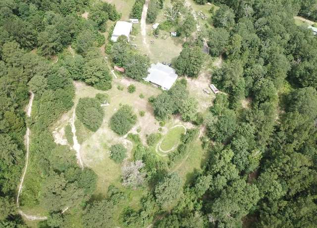 Property at 332 PR 8079 Off CR 443, Kirbyville, TX 75956, 6 beds, 2 baths