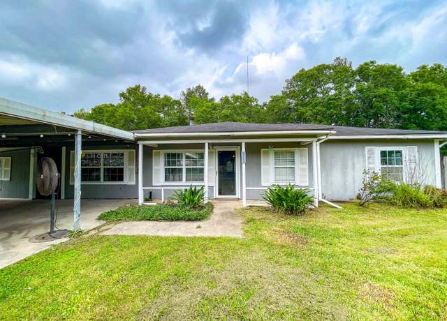 Property at 905 Ohio St, Vidor, TX 77662, 4 beds, 4 baths