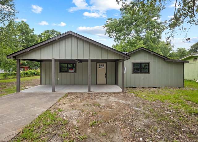 Property at 3266 Brent Dr, Orange, TX 77632, 3 beds, 2 baths