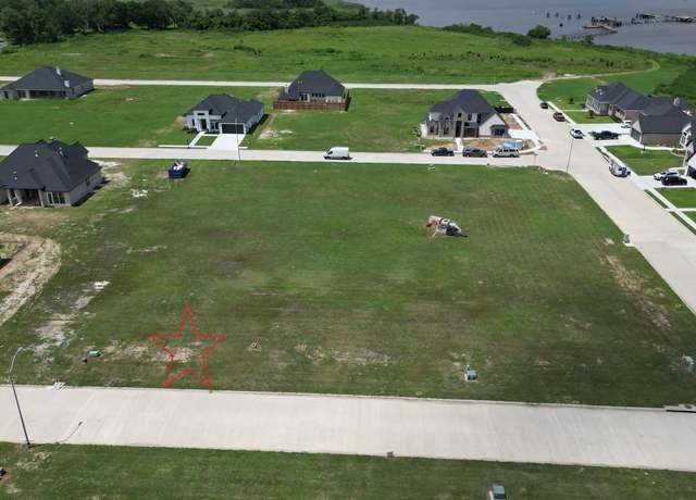 Property at 1416 Adelaide Ave, Port Neches, TX 77651