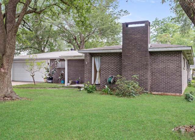 Property at 171 Ridgewood St, Bridge City, TX 77611, 3 beds, 2 baths