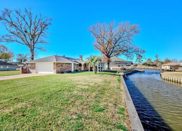 Property at 845 Flicker St, Bridge City, TX 77611, 3 beds, 2.5 baths