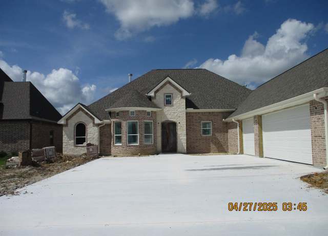 Property at 9250 Bellflower St, Beaumont, TX 77713, 3 beds, 3 baths
