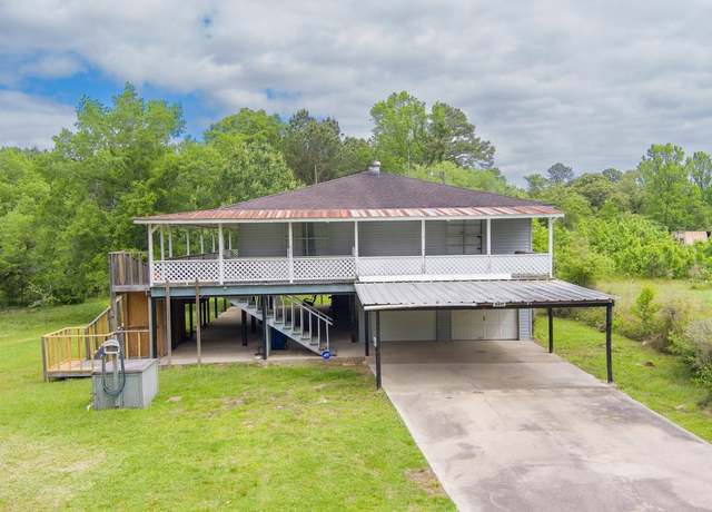 Property at 8615 Massey Lake Rd, Silsbee, TX 77656, 3 beds, 1 bath