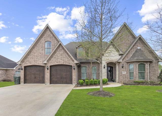 Property at 8395 Carrie Ln, Beaumont, TX 77713, 4 beds, 4 baths