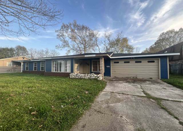 Property at 250 Alabama St, Beaumont, TX 77705, 3 beds, 2 baths