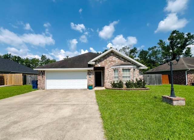 Property at 695 Windmill Way, Vidor, TX 77662, 4 beds, 2 baths