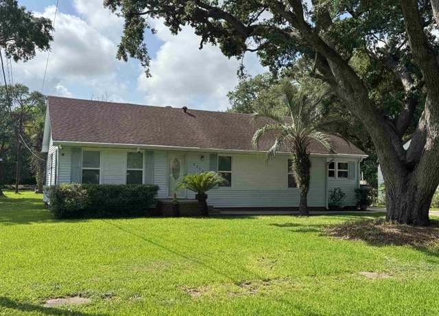 Property at 2515 Date St, Port Arthur, TX 77642, 2 beds, 2 baths