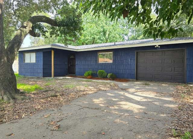 Property at 545 Gardenia Ave, Orange, TX 77630, 4 beds, 1.5 baths