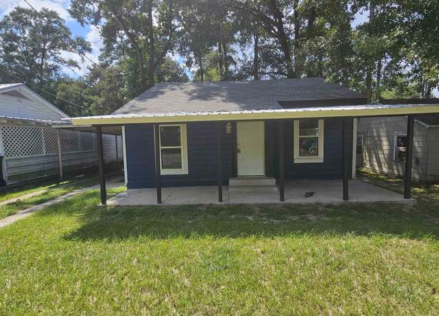 Property at 551 3rd St, Jasper, TX 75951, 3 beds, 1 bath