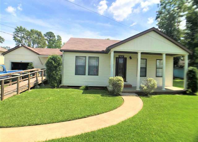 Property at 3812 30th, Port Arthur, TX 77642, 3 beds, 2 baths