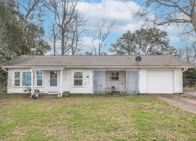 Property at 1116 Tx Hwy 62, Buna, TX 77612, 2 beds, 1 bath