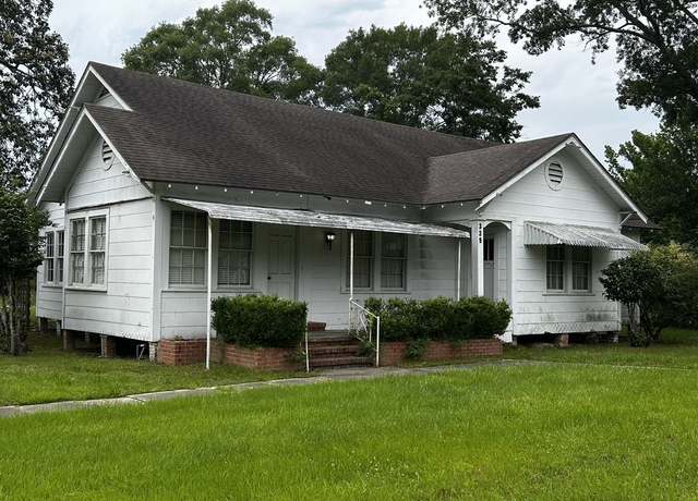 Property at 339 Cr 740, Buna, TX 77612, 3 beds, 1.5 baths