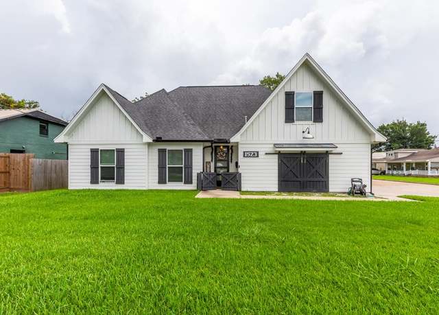 Property at 1523 Llano St, Port Neches, TX 77651, 4 beds, 2 baths