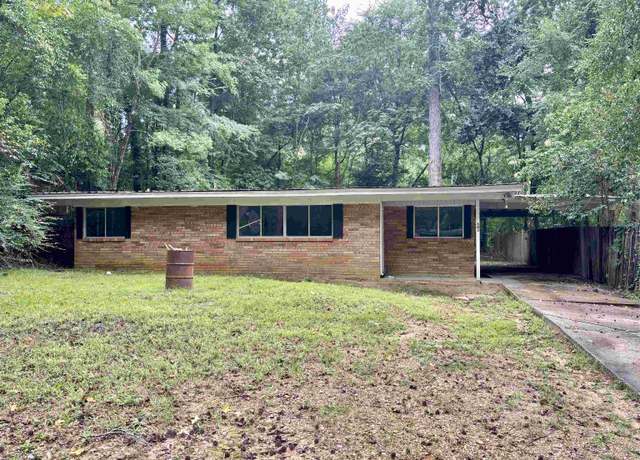 Property at 603 Olive St, Jasper, TX 75951, 3 beds, 1 bath