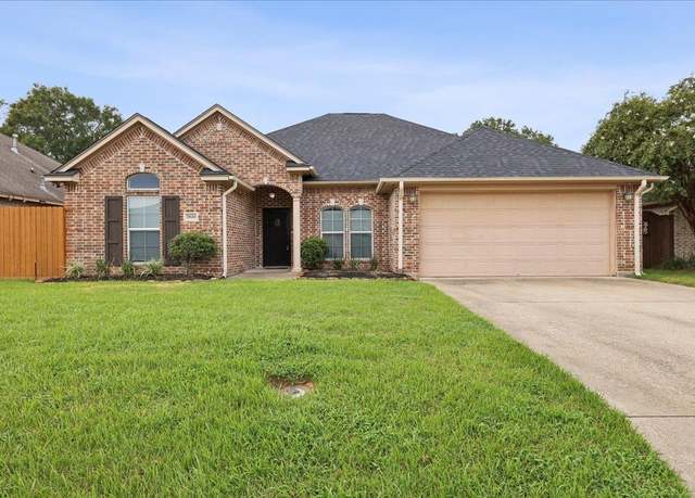 Property at 7820 N Windemere Dr, Beaumont, TX 77713, 3 beds, 2 baths