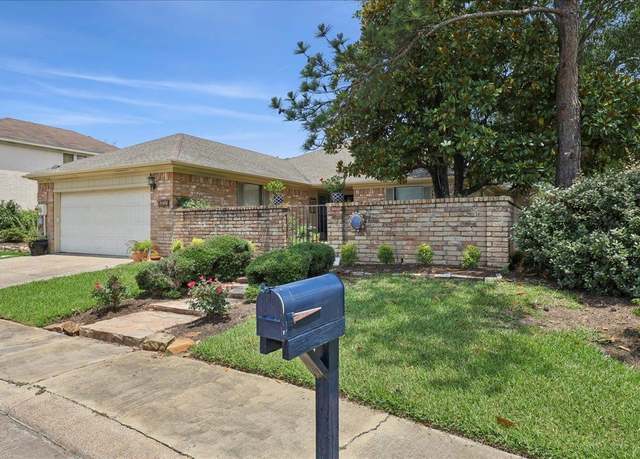 Property at 6650 Windwood Ln, Beaumont, TX 77706, 3 beds, 3 baths