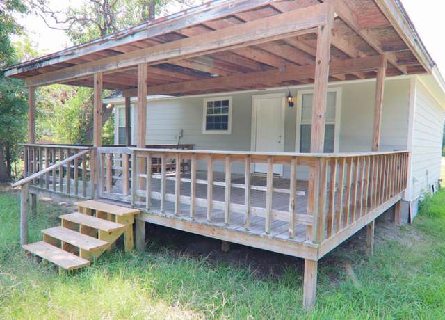 Property at 607 Dupont Dr, Orange, TX 77630, 2 beds, 1 bath