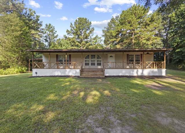 Property at 2399 Alexander Rd, Silsbee, TX 77656, 3 beds, 2 baths