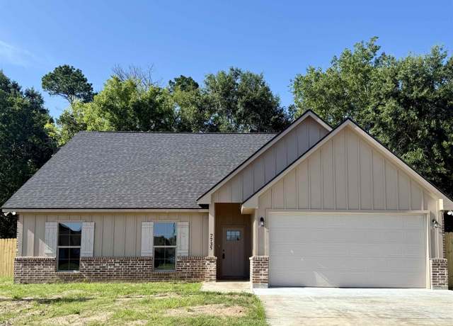 Property at 7735 Windcastle Dr, Beaumont, TX 77713, 3 beds, 2 baths