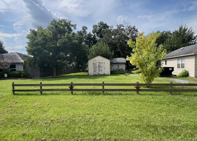 Property at 0000 9th St, Port Neches, TX 77651