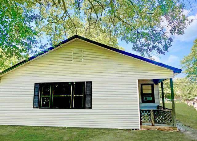 Property at 1113 Railroad, Silsbee, TX 77656, 2 beds, 1 bath