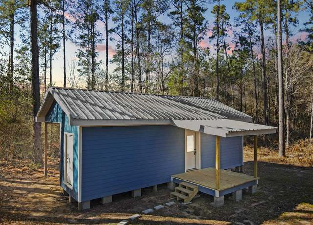 Property at 334 Pvt Rd 7053, Buna, TX 77614, 1 bed, 1 bath