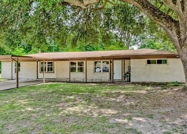 Property at 175 Triangle Dr, Vidor, TX 77662, 3 beds, 1.5 baths