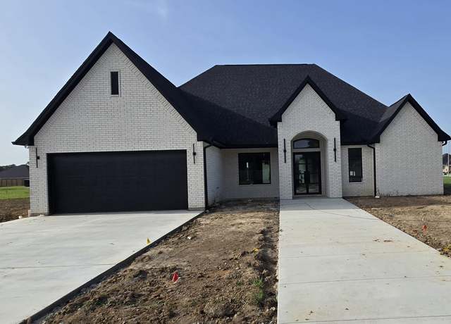 Property at 1408 Adelaide Ave, Port Neches, TX 77651, 3 beds, 2.5 baths