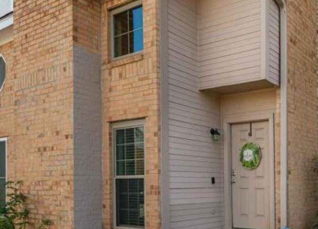 Property at 1620 Wellington Place #303 Pl, Beaumont, TX 77706, 2 beds, 2.5 baths