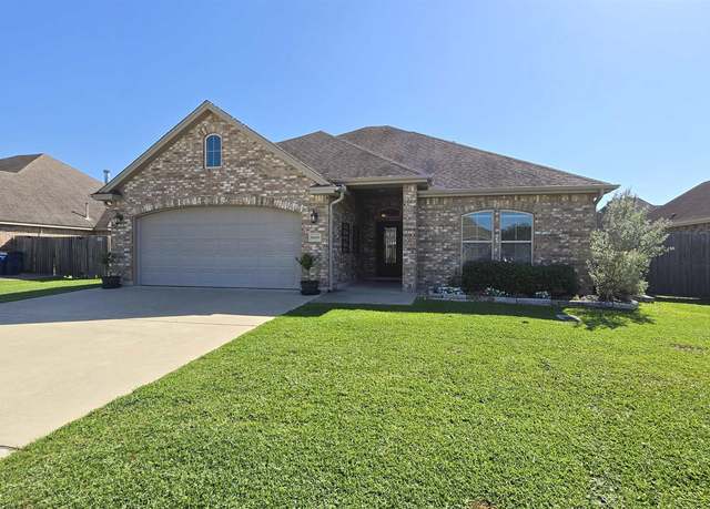 Property at 6660 Jasper Cir, Lumberton, TX 77657, 3 beds, 2 baths