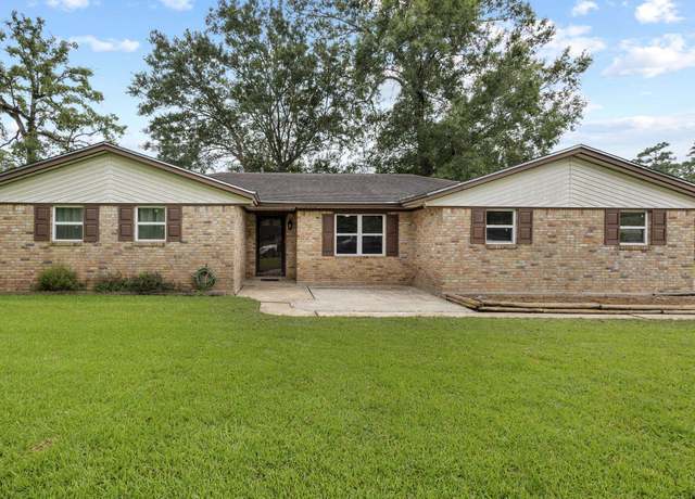 Property at 7001 Guy Ln, Orange, TX 77632, 4 beds, 2 baths