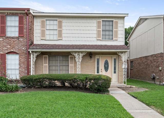 Property at 5960 Townhouse Dr, Beaumont, TX 77707, 3 beds, 2.5 baths