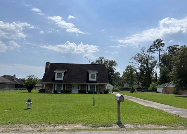 Property at 5115 Richard Dr, Beaumont, TX 77708, 4 beds, 3 baths
